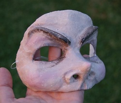Cómo hacer una máscara de escayola paso a paso